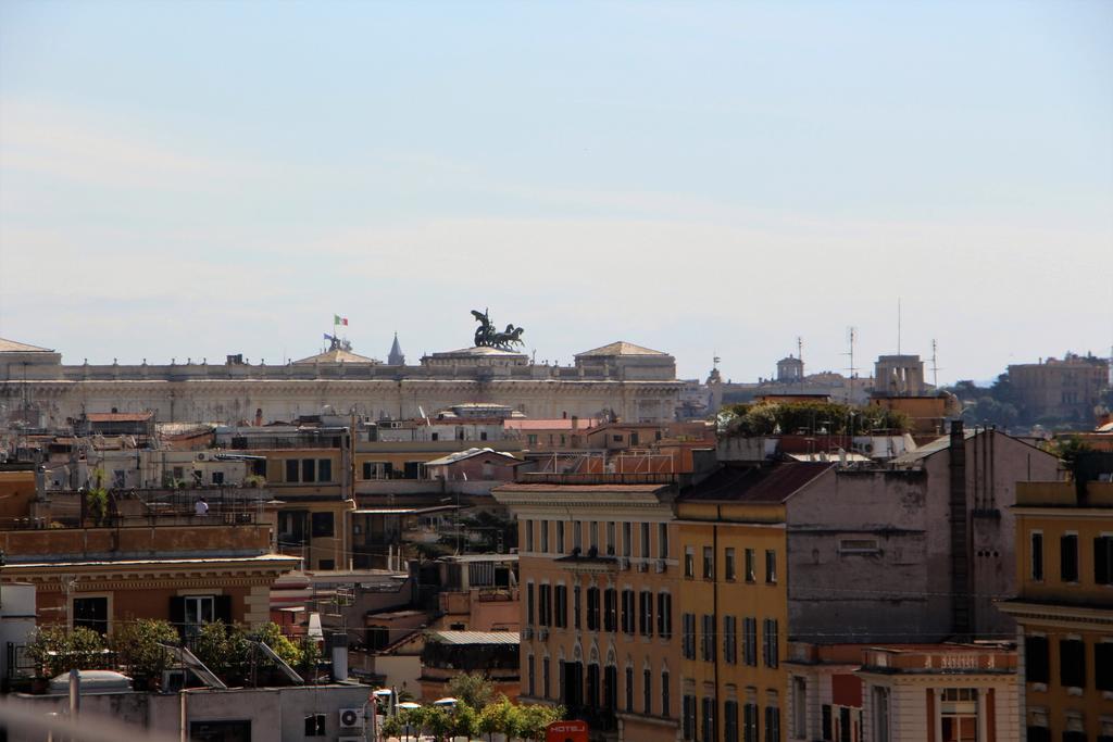 La Rosa Del Vaticano Luxury Apartment Рим Екстериор снимка