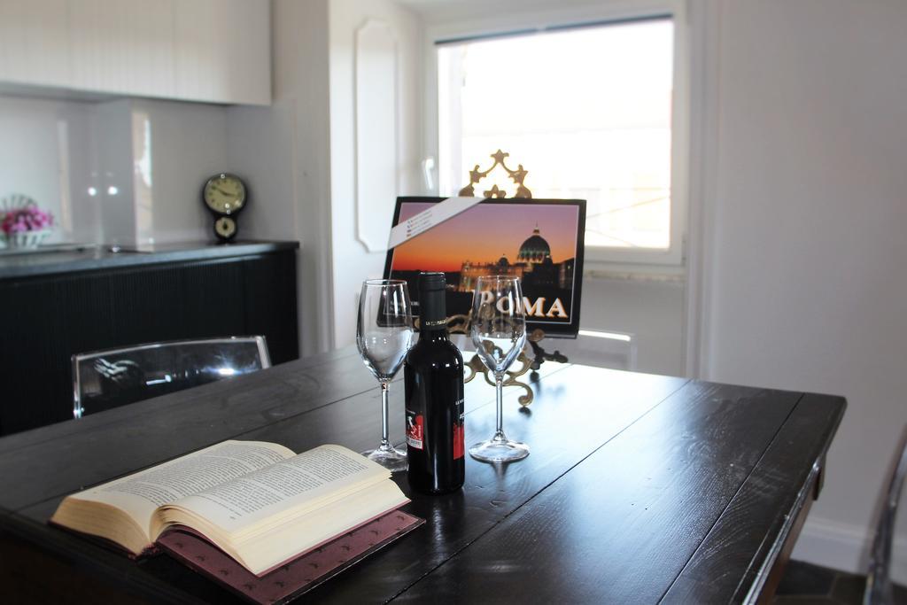 La Rosa Del Vaticano Luxury Apartment Рим Екстериор снимка